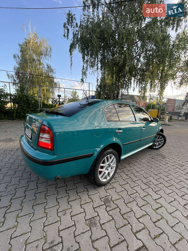 Skoda Octavia 2002