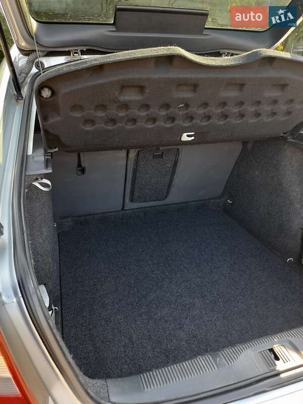 Лифтбек Skoda Octavia 2011 в Мукачево