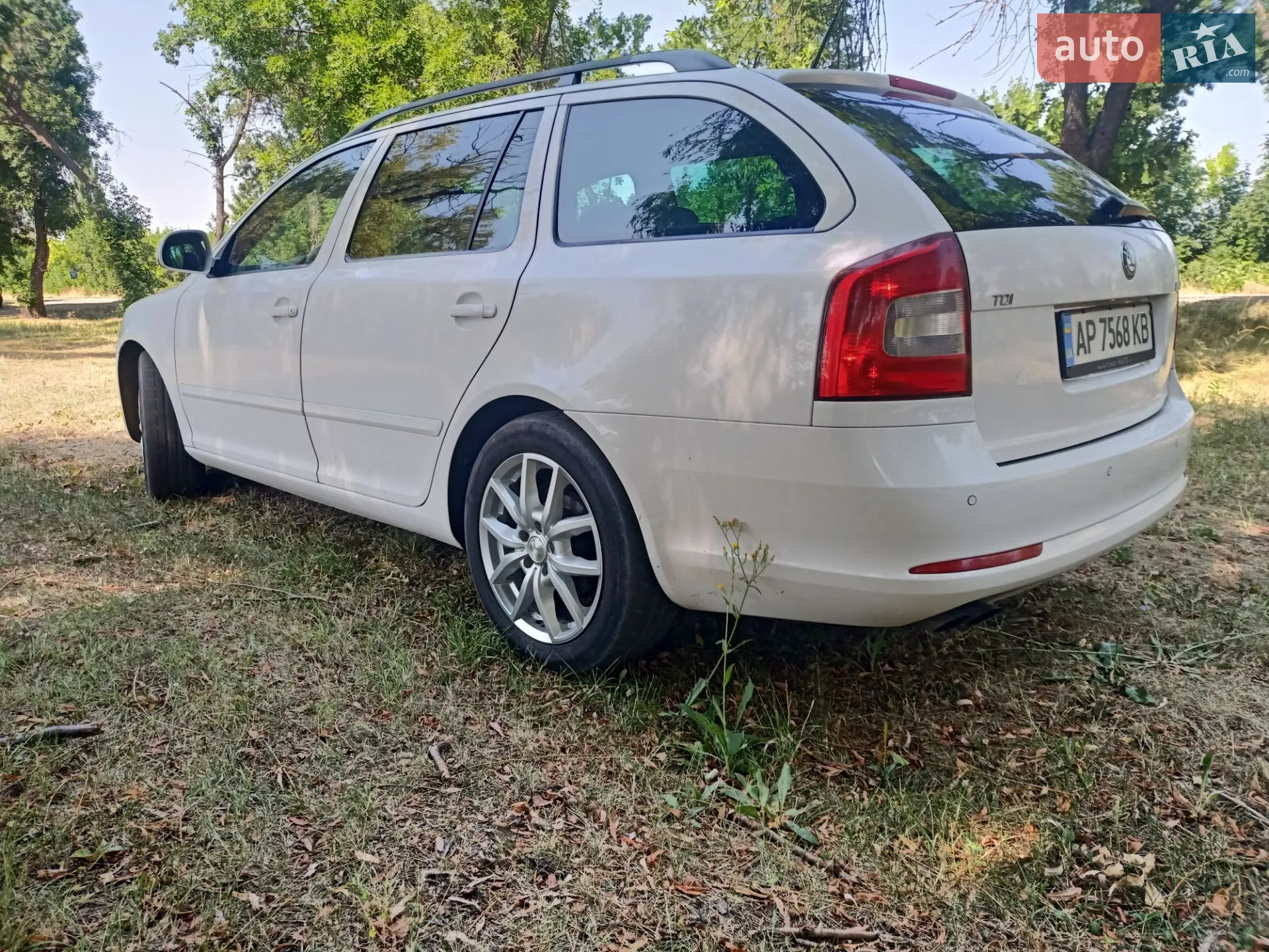 2011 Skoda Octavia - мініатюра 10