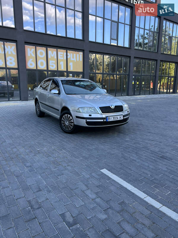 Лифтбек Skoda Octavia 2005 в Полтаве