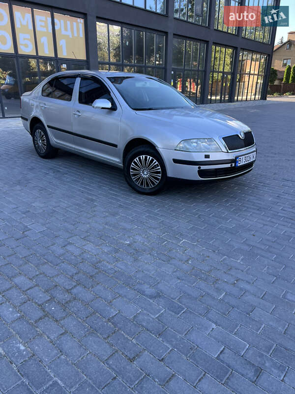 Лифтбек Skoda Octavia 2005 в Полтаве
