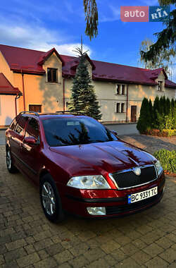 Универсал Skoda Octavia 2007 в Городке