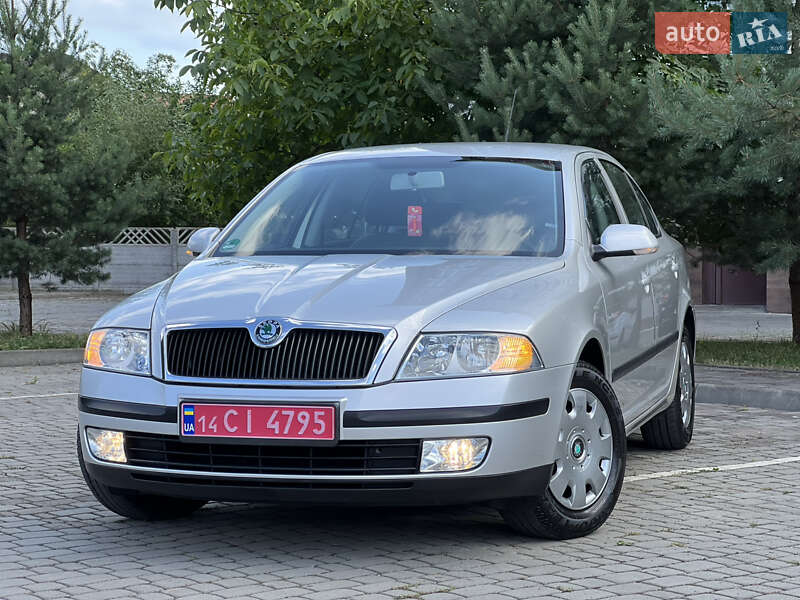 Лифтбек Skoda Octavia 2006 в 