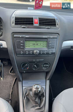 Лифтбек Skoda Octavia 2006 в 