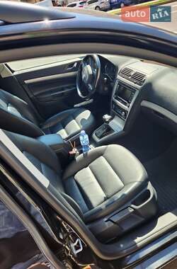 Универсал Skoda Octavia 2010 в Запорожье