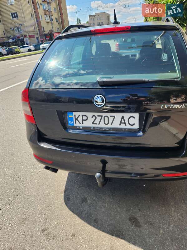 Универсал Skoda Octavia 2010 в Запорожье