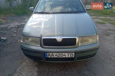 Лифтбек Skoda Octavia 2003 в Первомайске