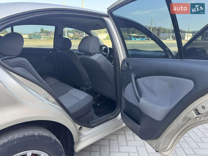 Лифтбек Skoda Octavia 2005 в Каменском