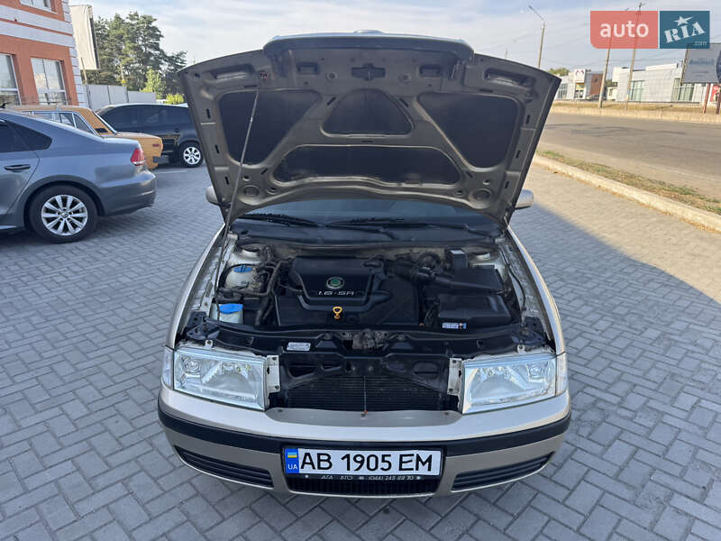 Лифтбек Skoda Octavia 2005 в Каменском