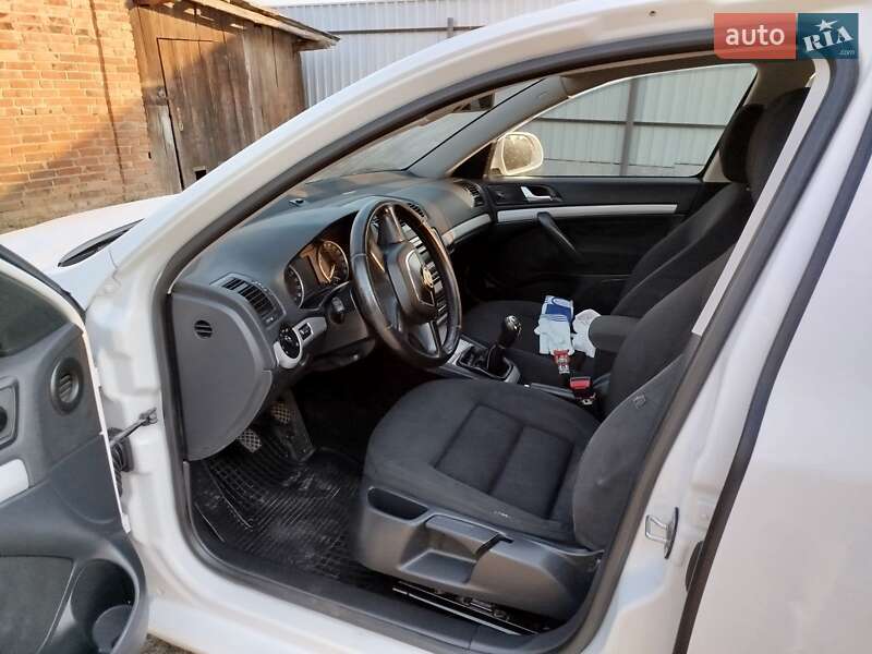 Лифтбек Skoda Octavia 2013 в Ахтырке