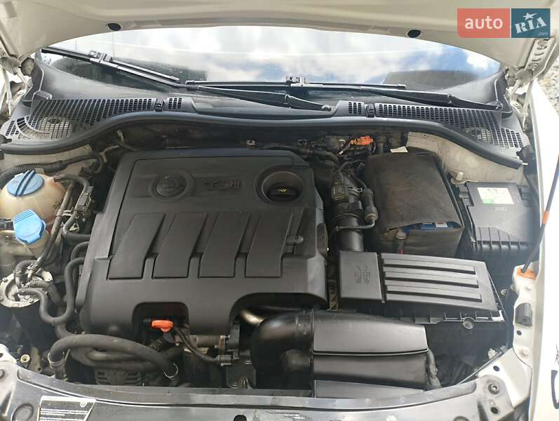 Ліфтбек Skoda Octavia 2009 в Ходореві