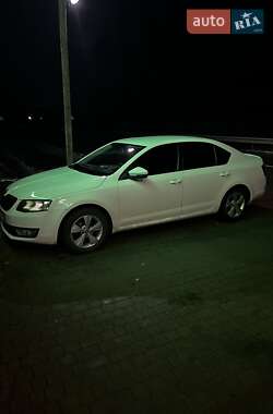 Лифтбек Skoda Octavia 2014 в Воловце