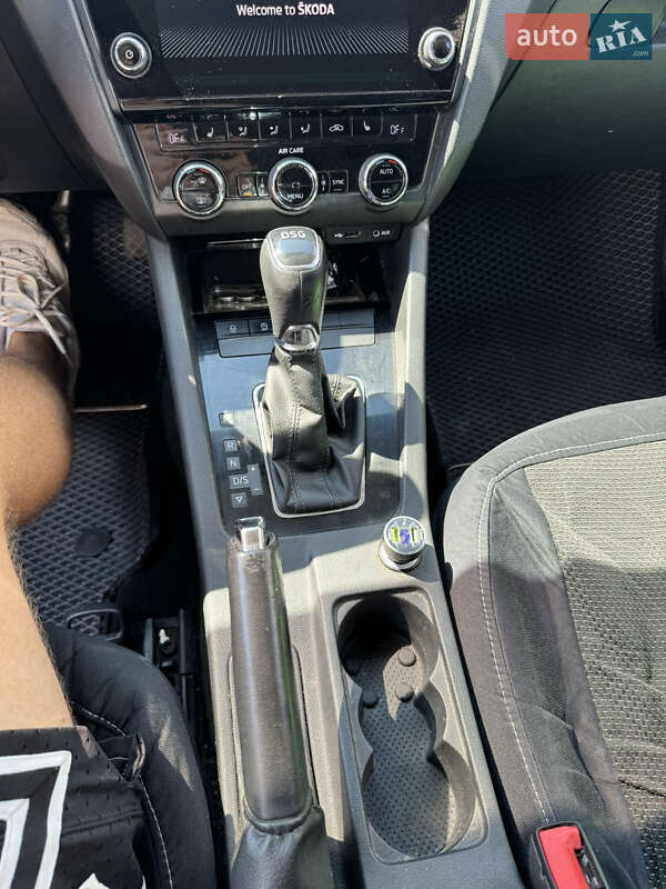 Універсал Skoda Octavia 2017 в Бориславі