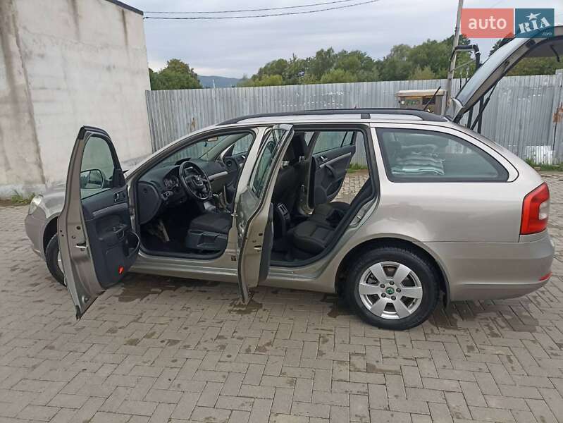 Універсал Skoda Octavia 2012 в Івано-Франківську