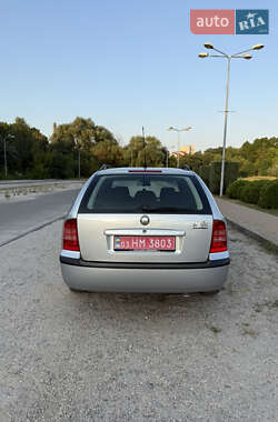 Универсал Skoda Octavia 2010 в 