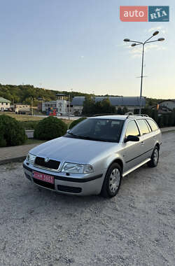 Универсал Skoda Octavia 2010 в 
