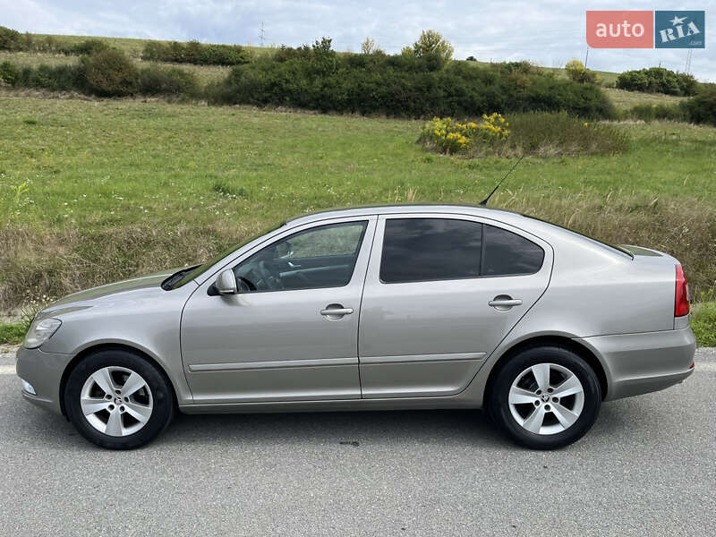 Лифтбек Skoda Octavia 2008 в Львове