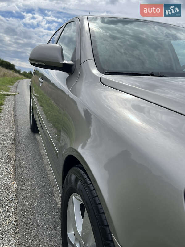 Лифтбек Skoda Octavia 2008 в Львове