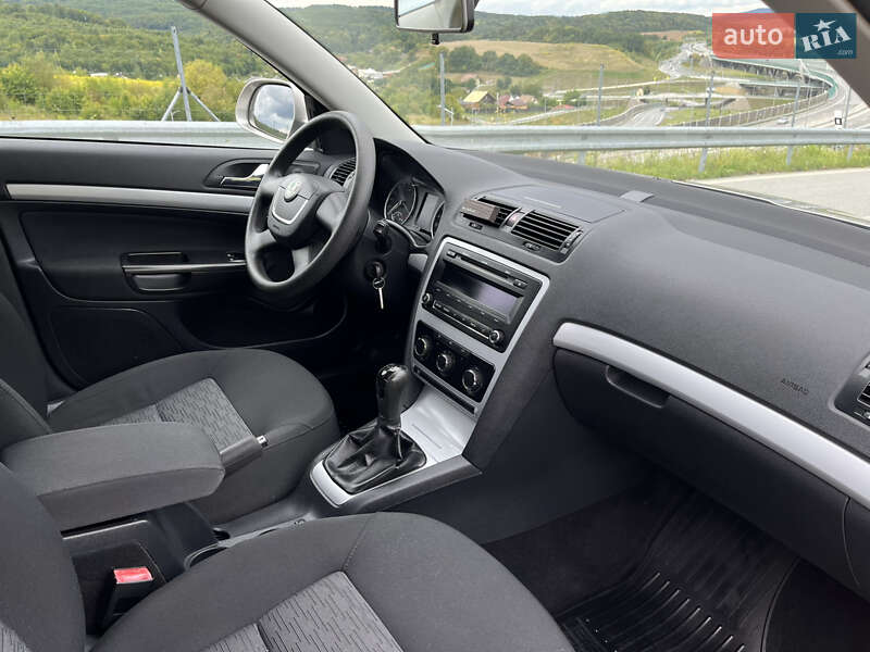 Лифтбек Skoda Octavia 2008 в Львове