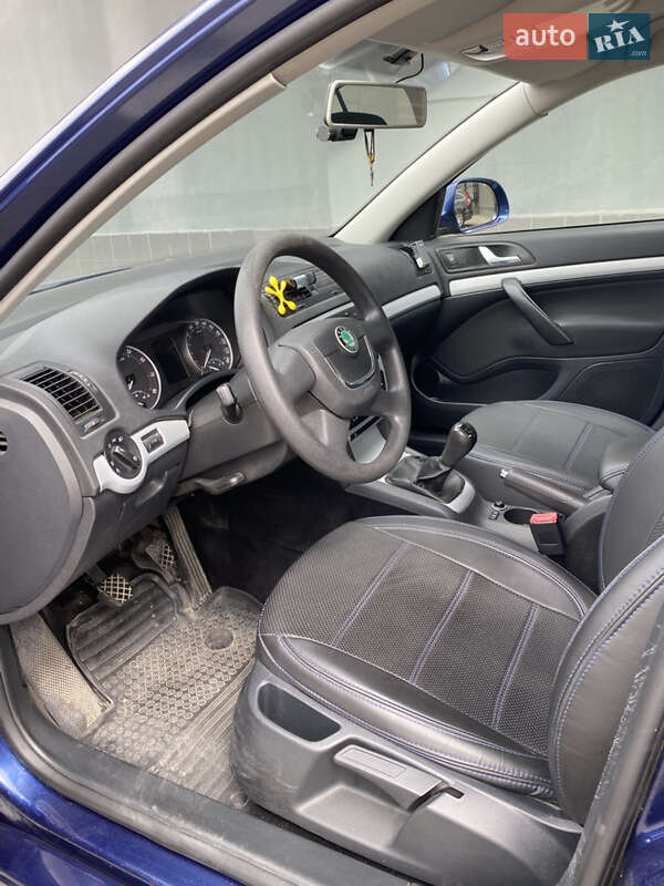 Ліфтбек Skoda Octavia 2010 в Львові фото 7 Ліфтбек Skoda Octavia 2010 в Львові