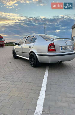 Лифтбек Skoda Octavia 2008 в 