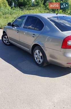 Лифтбек Skoda Octavia 2013 в 