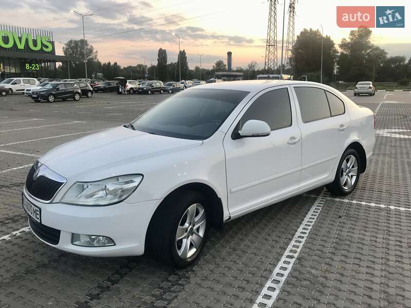 Skoda Octavia 2011 Skoda Octavia 2011