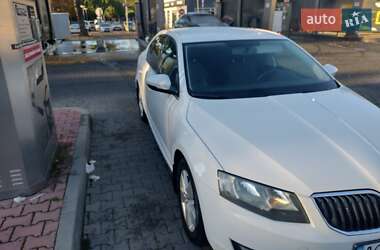 Лифтбек Skoda Octavia 2013 в 