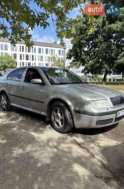 Лифтбек Skoda Octavia 2003 в 