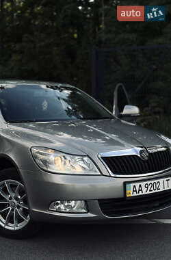 Лифтбек Skoda Octavia 2010 в Киеве