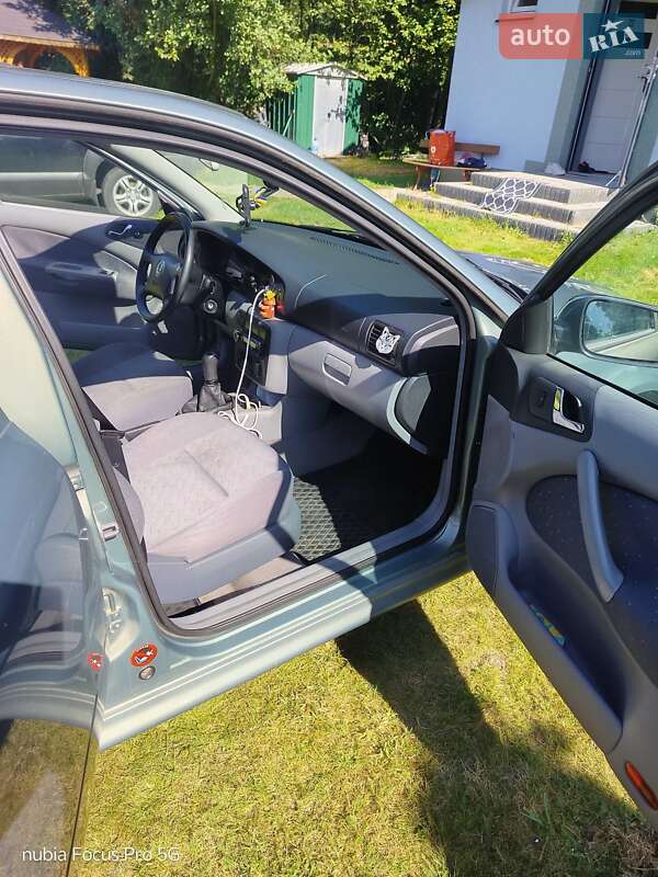 Лифтбек Skoda Octavia 2002 в Днепре