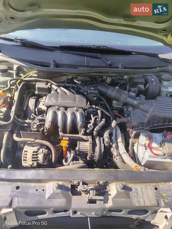 Лифтбек Skoda Octavia 2002 в Днепре