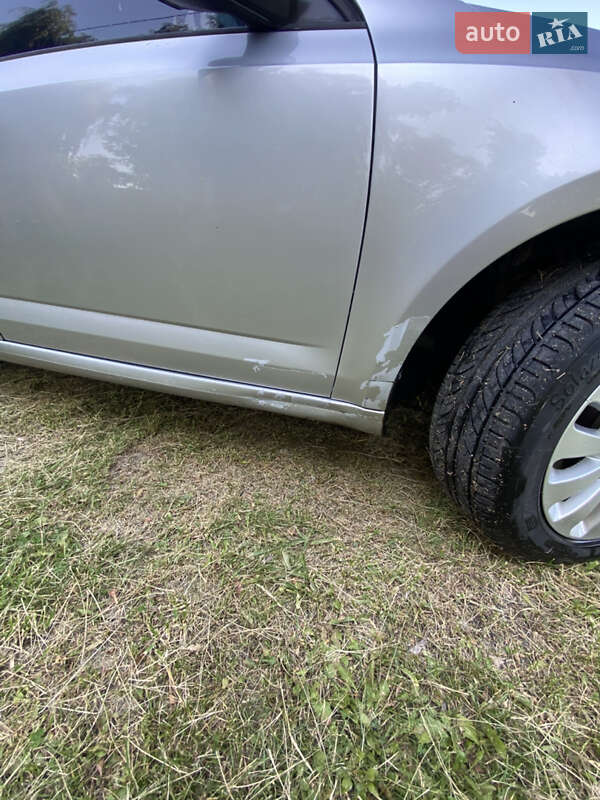 Универсал Skoda Octavia 2014 в Тысменице