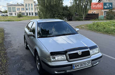 Лифтбек Skoda Octavia 1997 в 