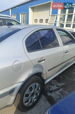 Лифтбек Skoda Octavia 1999 в 