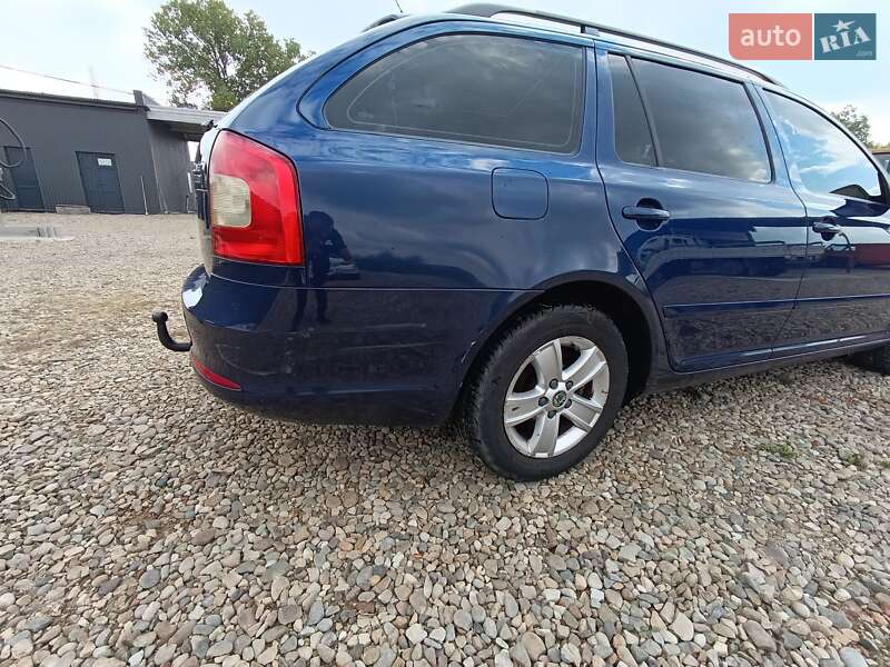 Универсал Skoda Octavia 2010 в Брошневе-Осаде