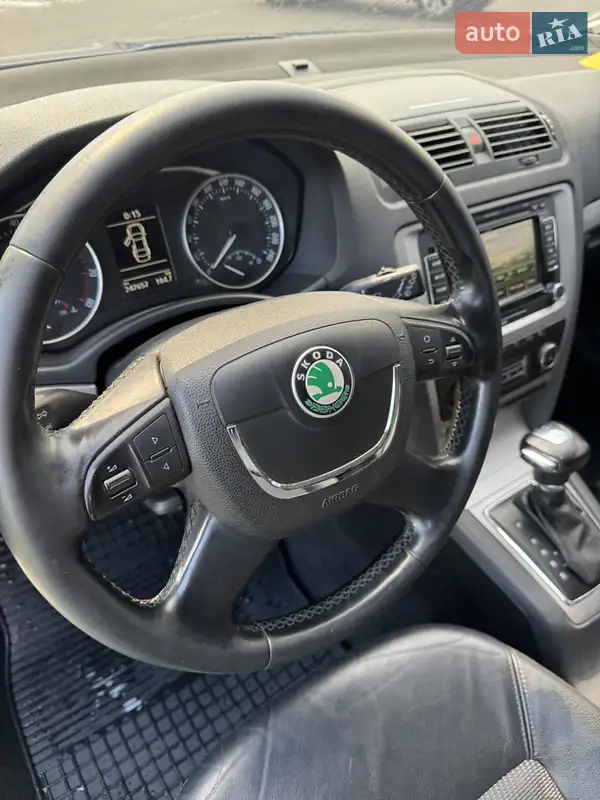 Skoda Octavia 2011 VIN TMBGK61Z8C2046029 фото оголошення 36 з 67