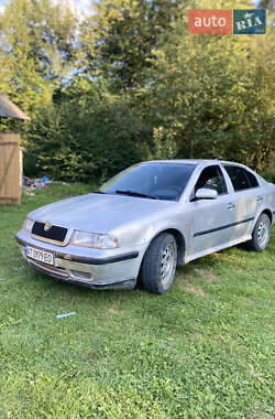 Ліфтбек Skoda Octavia 1998 в Долині