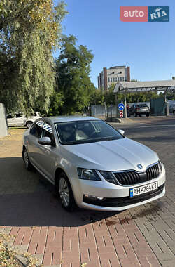Лифтбек Skoda Octavia 2019 в Киеве