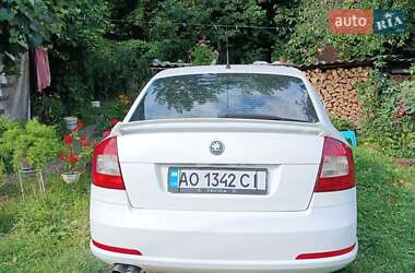 Лифтбек Skoda Octavia 2010 в 
