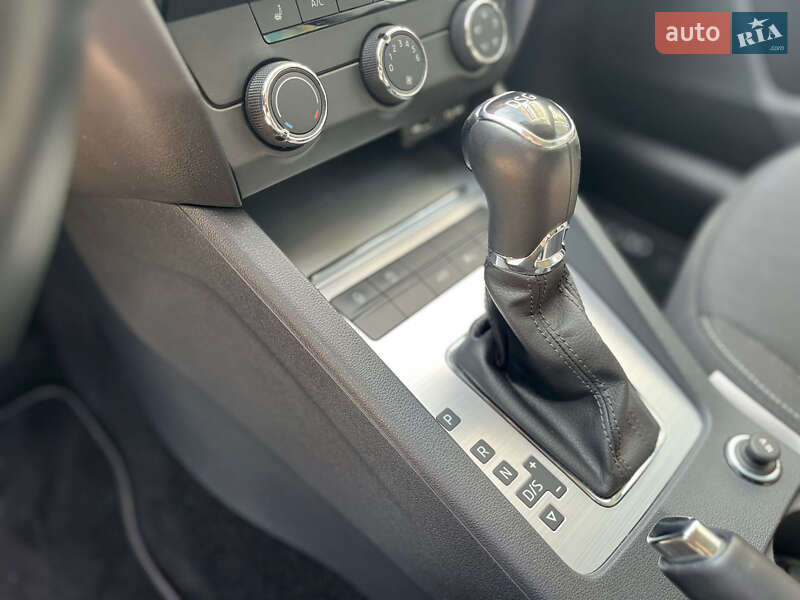 Універсал Skoda Octavia 2017 в Чернівцях