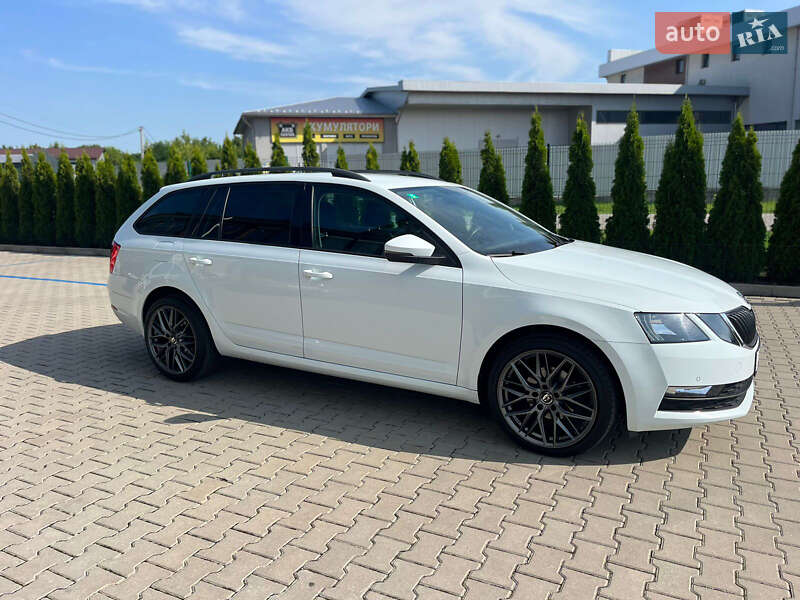 Універсал Skoda Octavia 2017 в Чернівцях