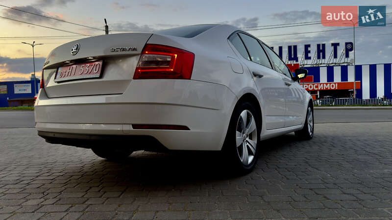 Лифтбек Skoda Octavia 2019 в Шепетовке