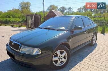 Лифтбек Skoda Octavia 2000 в Виноградове