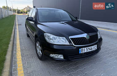 Лифтбек Skoda Octavia 2012 в 