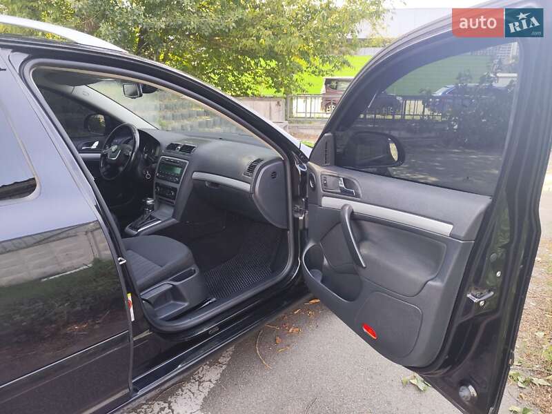 Універсал Skoda Octavia 2009 в Києві