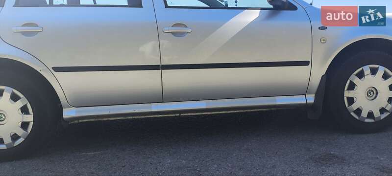 Универсал Skoda Octavia 2004 в Звягеле