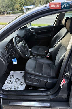 Универсал Skoda Octavia 2010 в 