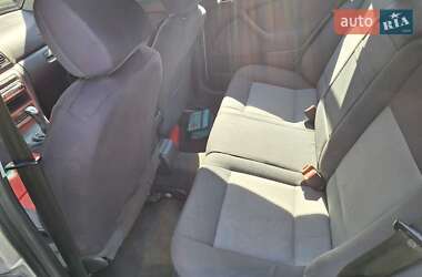 Универсал Skoda Octavia 2002 в 