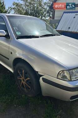Універсал Skoda Octavia 2003 в Сарнах
